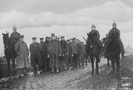 Flandern 1. Weltkrieg: Bei Ypern von den Deutschen gefangene Engl�nder