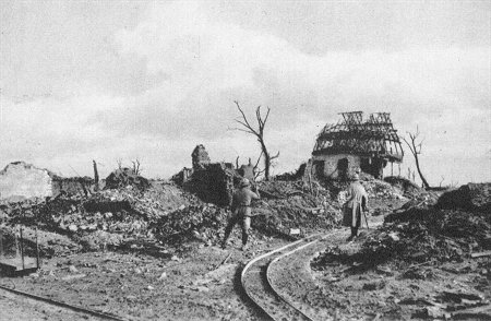 Die Reste von Neuville-St. Waast